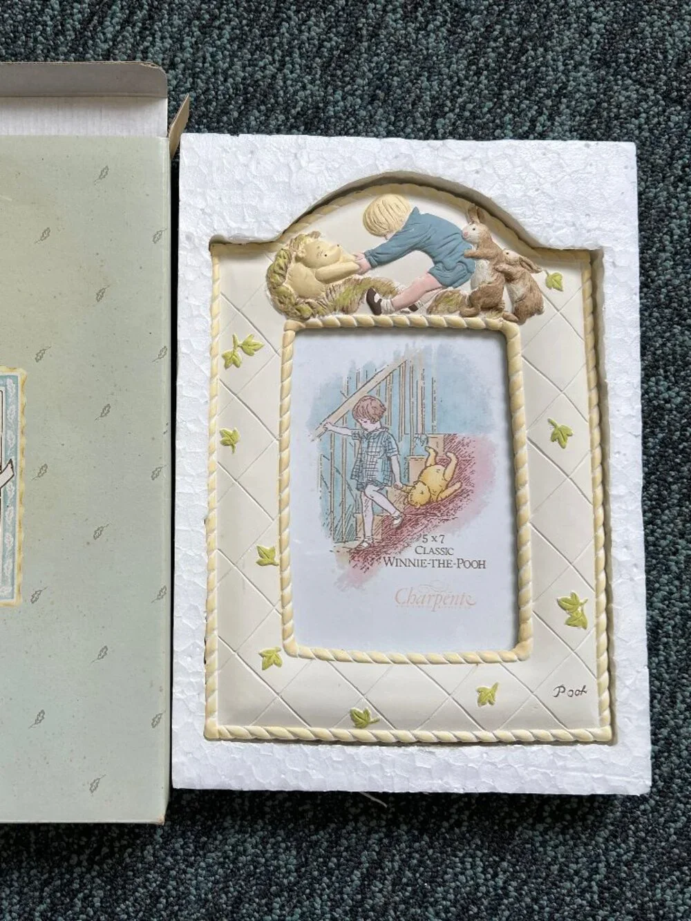 Vintage Disney Classic Pooh Picture Frame Charpente 3